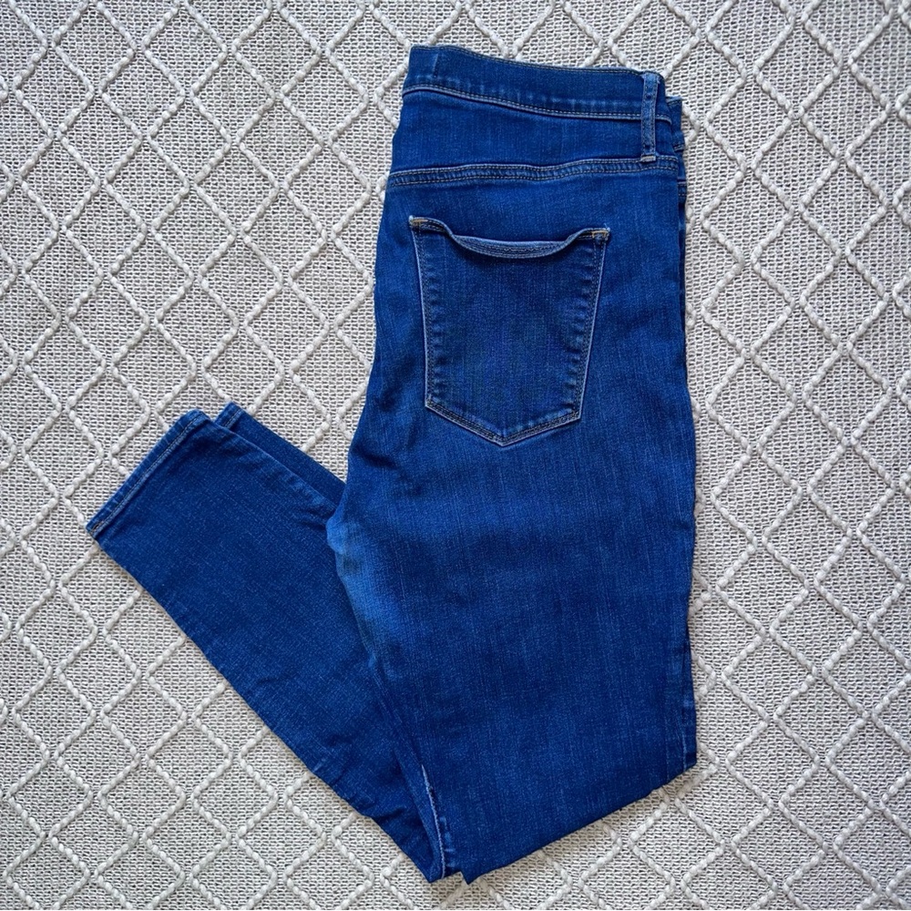 GAP Blue Skinny Jeans with Stretch Size 32 Waist Women’s Stretchy Jeggings